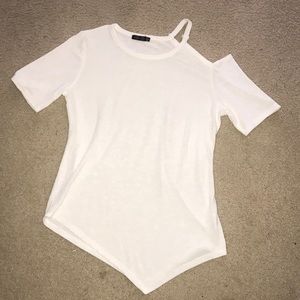 White half strapless symmetrical blouse